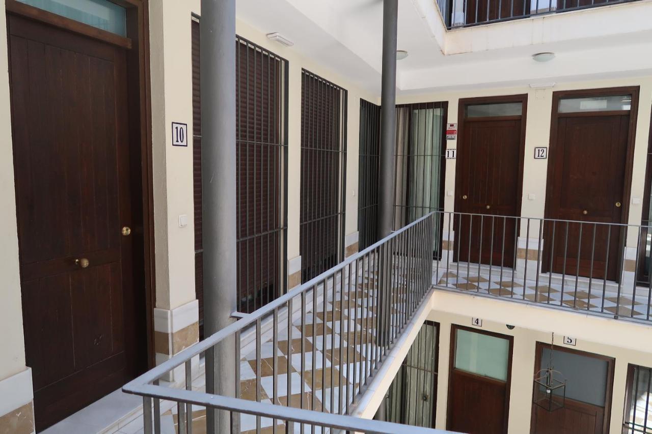 J & E Malaga Center Apartamentos Exterior photo